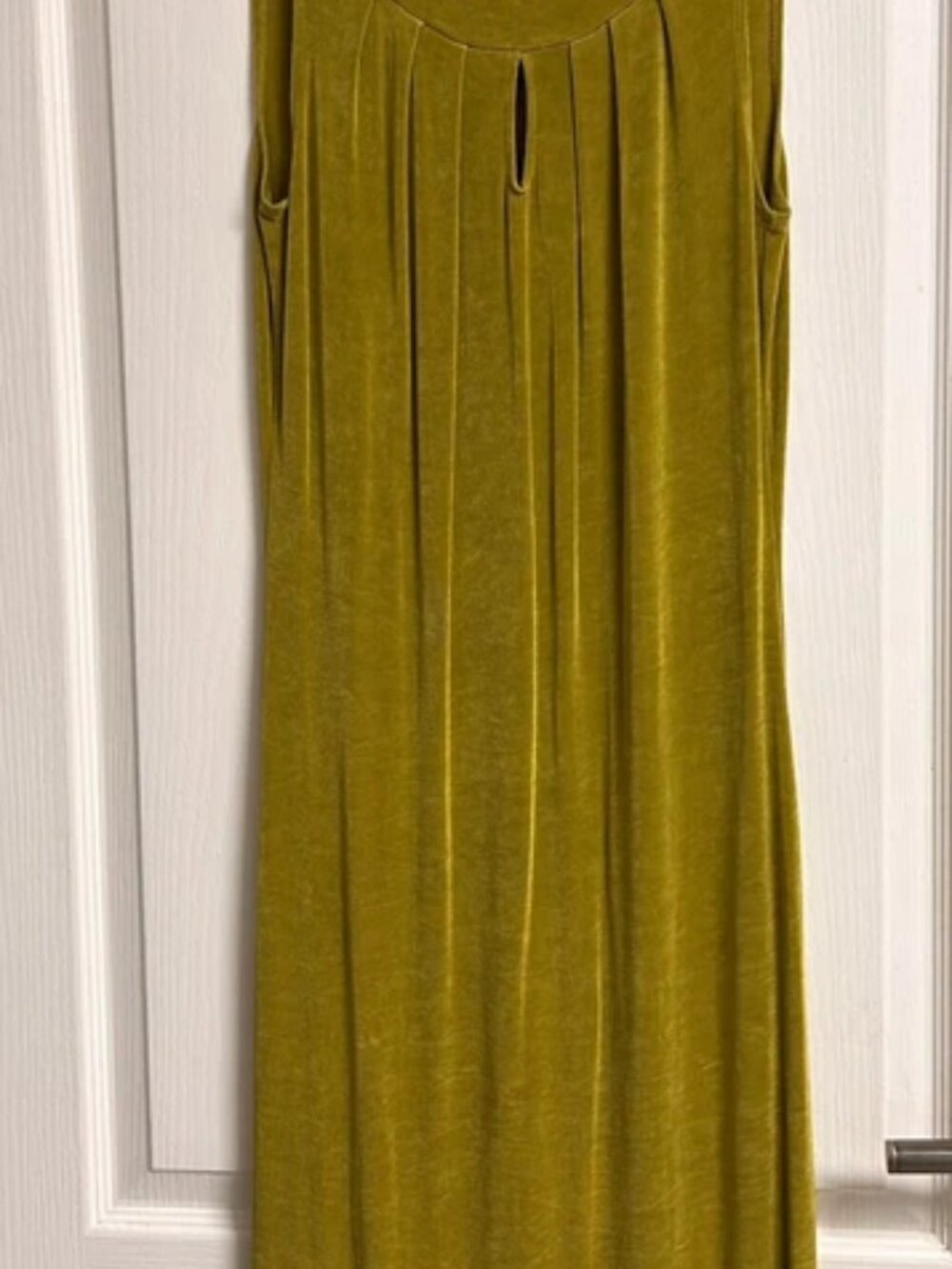 Kim & Co. Citrine Green Keyhole Neck Midi Dress – Size S